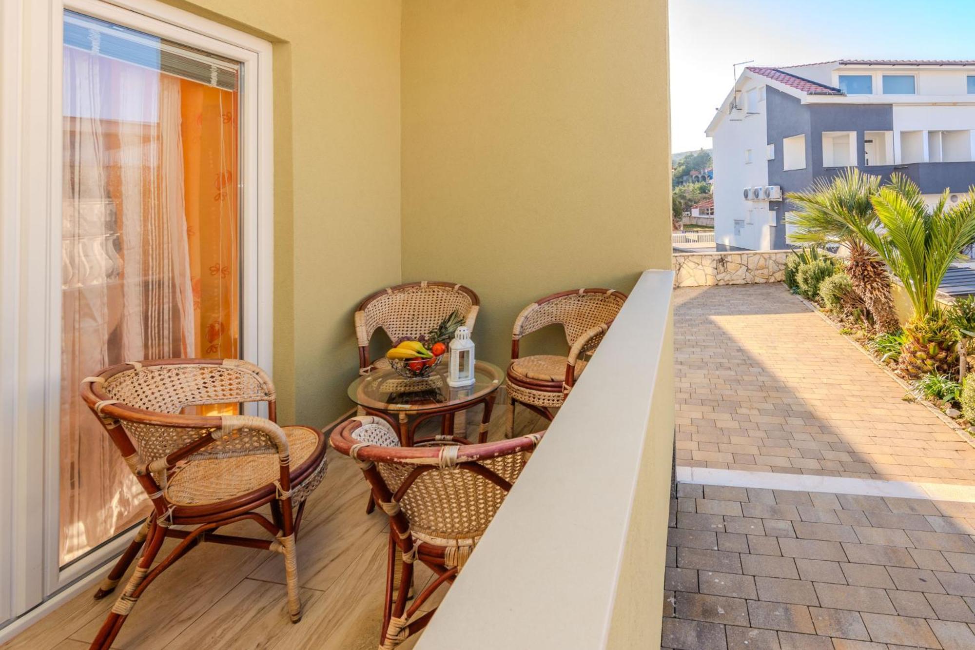 Apartments By The Sea Vir - Lozice, Vir - 18593 Εξωτερικό φωτογραφία